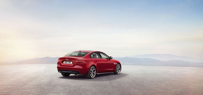 This version uses a 3.0 V6 Supercharged engine This version uses a 3.0 V6 Supercharged engine