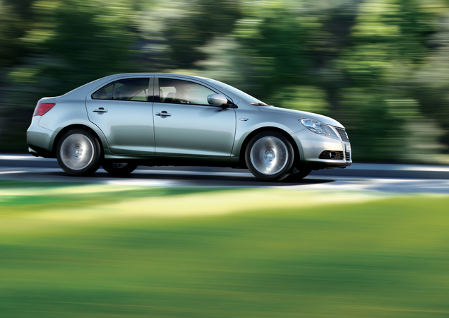 Suzuki Kizashi SE FWD Suzuki Kizashi SE FWD
