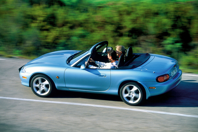 Mazda MX-5 Gen.2 Mazda MX-5 Gen.2
