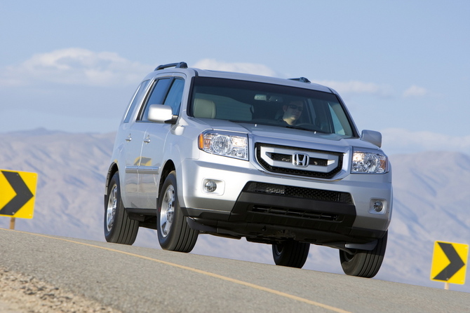 Honda Pilot Touring 4WD 5-Spd AT Honda Pilot Touring 4WD 5-Spd AT