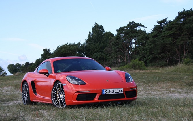 Porsche 718 Cayman S PDK Porsche 718 Cayman S PDK