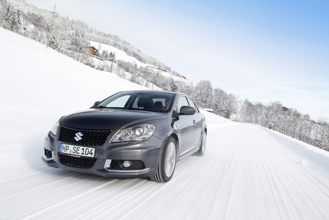 Suzuki Kizashi SE AWD Suzuki Kizashi SE AWD