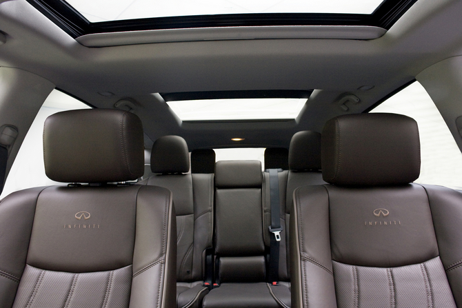 Infiniti Offers Drivers a Smaller, 7-Passenger SUV for 2012 - the JX Infiniti Offers Drivers a Smaller, 7-Passenger SUV for 2012 - the JX