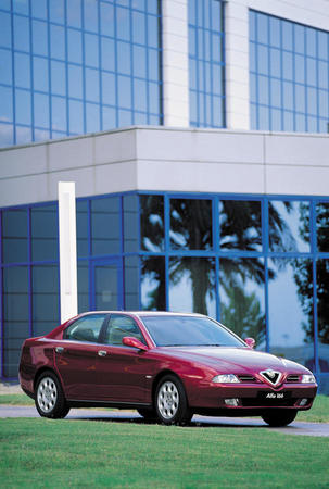 Alfa Romeo 166 3.0 V6 24v Super Distinctive Alfa Romeo 166 3.0 V6 24v Super Distinctive