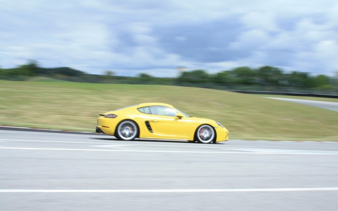 Porsche 718 Cayman S PDK Porsche 718 Cayman S PDK