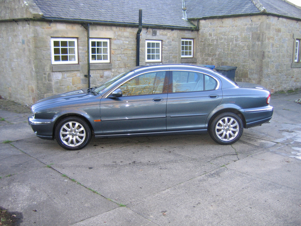 Jaguar X-Type 2.5 Automatic Jaguar X-Type 2.5 Automatic