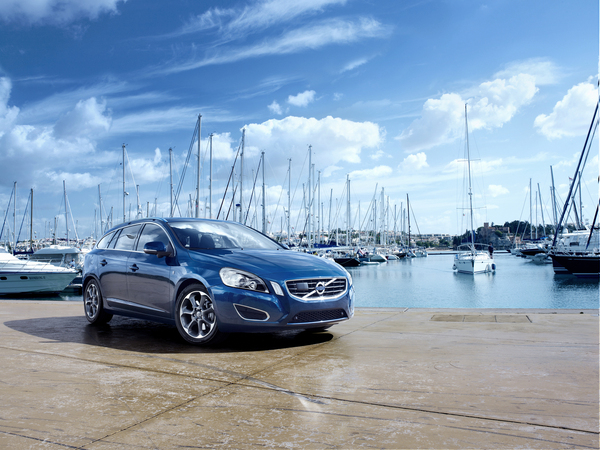 Volvo V60 T6 Ocean Race AWD Geartronic Volvo V60 T6 Ocean Race AWD Geartronic