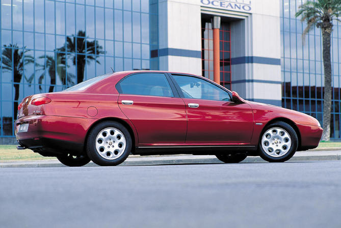 Alfa Romeo 166 2.5 V6 24v Exclusive Alfa Romeo 166 2.5 V6 24v Exclusive