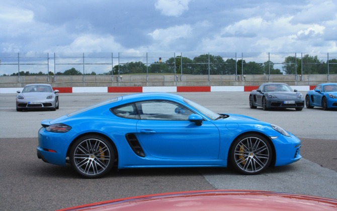 Porsche 718 Cayman S PDK Porsche 718 Cayman S PDK