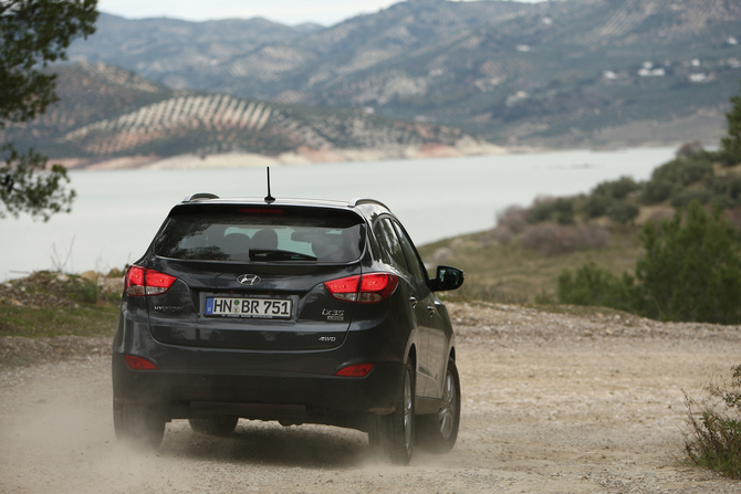 Hyundai ix35 2.0 CRDi VGT 184hp 4x4 Style A/T Hyundai ix35 2.0 CRDi VGT 184hp 4x4 Style A/T