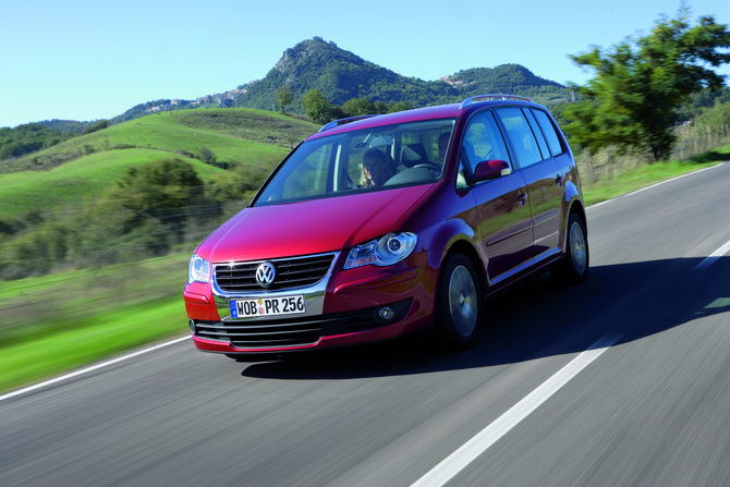 Volkswagen Touran 1.4I TSI 140cv Conceptline 5L. Volkswagen Touran 1.4I TSI 140cv Conceptline 5L.