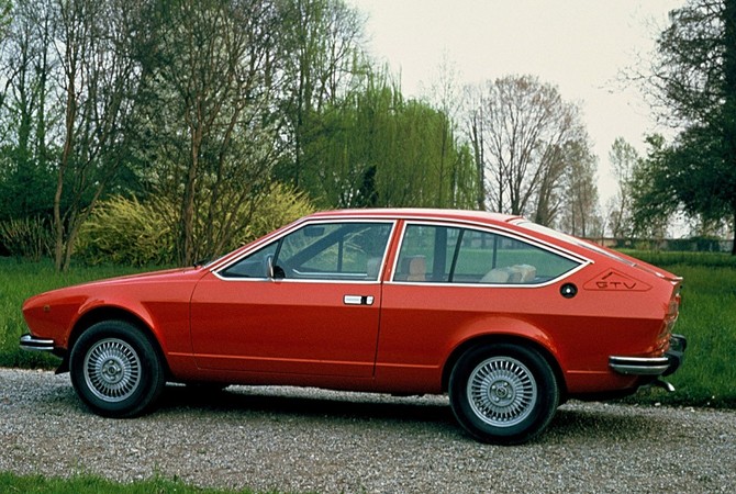 Alfa Romeo Alfetta GTV 2000 Alfa Romeo Alfetta GTV 2000