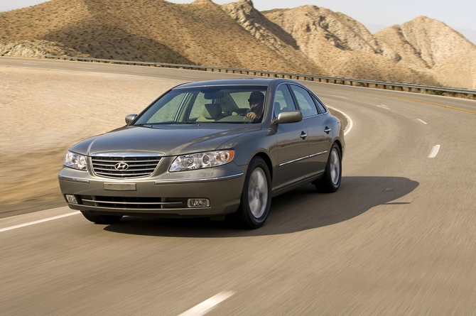 Hyundai Azera (US) Hyundai Azera (US)