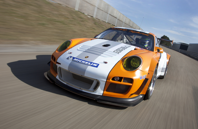 Porsche 911 GT3 R Hybrid Porsche 911 GT3 R Hybrid