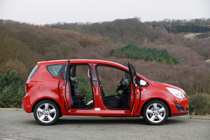 Vauxhall Meriva MPV 1.4T 120hp S Vauxhall Meriva MPV 1.4T 120hp S