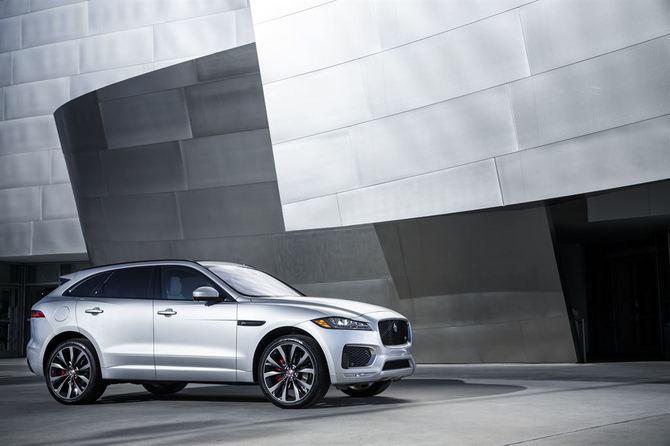 Jaguar F-Pace 3.0L TDV6 AWD Pure Jaguar F-Pace 3.0L TDV6 AWD Pure