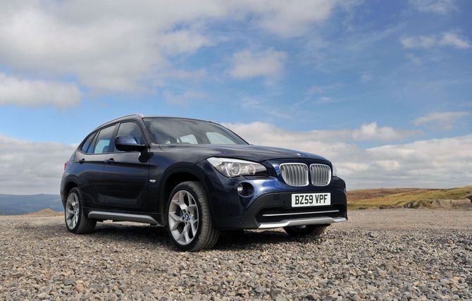 BMW X1 xDrive 18d SE BMW X1 xDrive 18d SE