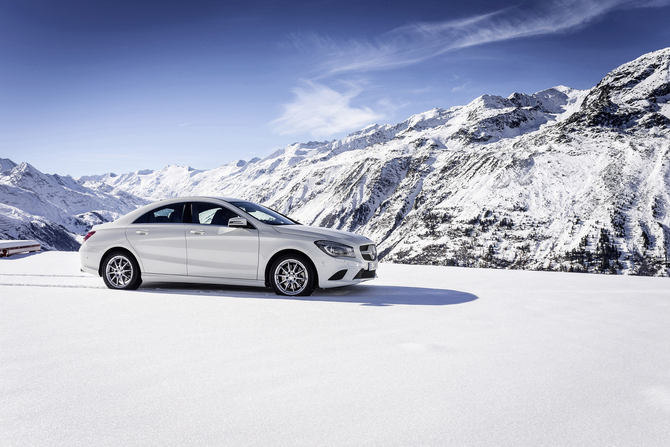 Mercedes-Benz CLA 220 CDI 4Matic DCT Mercedes-Benz CLA 220 CDI 4Matic DCT