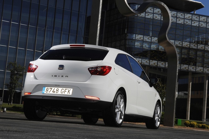 Seat Ibiza SC 1.6 TDI DPF SC Seat Ibiza SC 1.6 TDI DPF SC