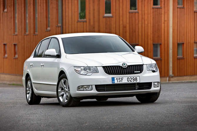 Skoda Superb 1.6I TDI CR 105hp Ambition Greenline Skoda Superb 1.6I TDI CR 105hp Ambition Greenline