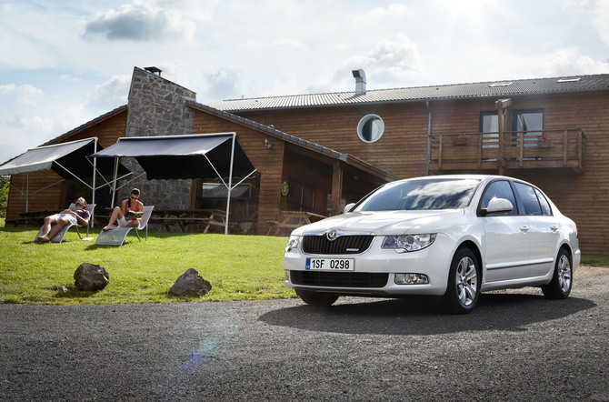 Skoda Superb 1.6I TDI CR 105hp Elegance Greenline Skoda Superb 1.6I TDI CR 105hp Elegance Greenline