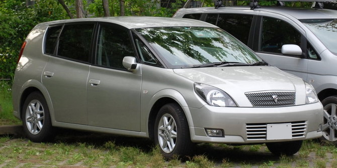 Toyota Opa 2.0i Toyota Opa 2.0i