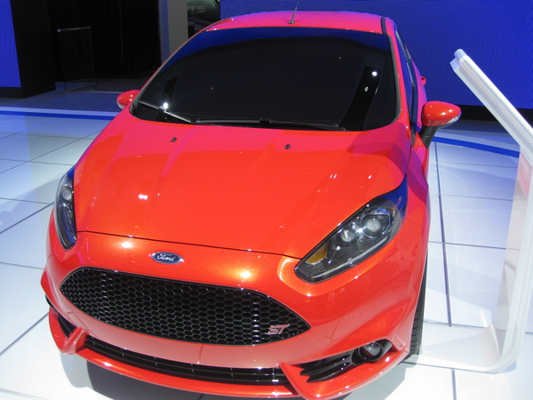 Ford Fiesta ST 1.6 EcoBoost Ford Fiesta ST 1.6 EcoBoost