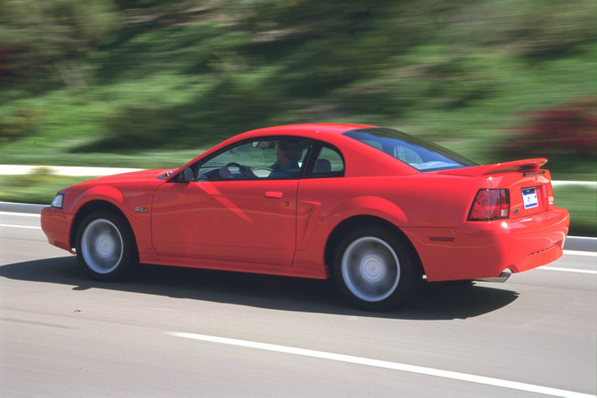 Ford Mustang V6 Ford Mustang V6