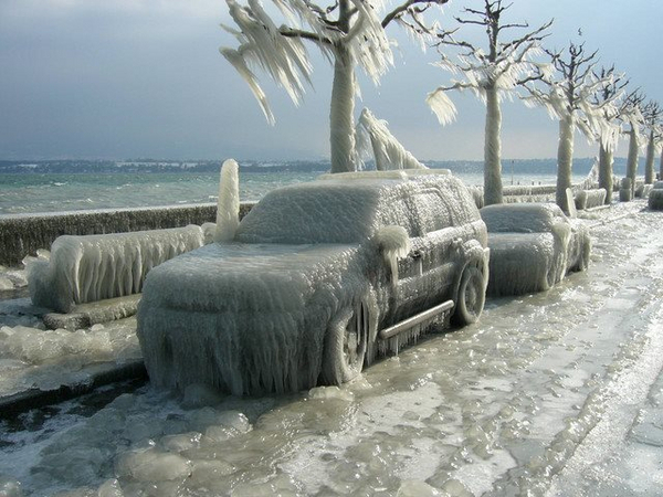 Hier hilft auch kein Kratzen mehr....nur noch Tauwetter Hier hilft auch kein Kratzen mehr....nur noch Tauwetter