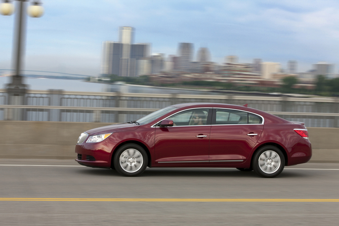 Buick LaCrosse CX Buick LaCrosse CX