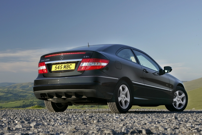 Mercedes-Benz CLC 200K Hatchback Sport Mercedes-Benz CLC 200K Hatchback Sport