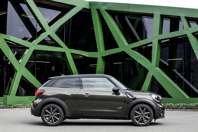 MINI (BMW) Paceman Cooper D ALL4 Automatic MINI (BMW) Paceman Cooper D ALL4 Automatic