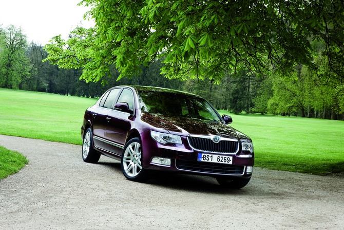 Skoda Superb 2.0I TDI CR 140hp Elegance Skoda Superb 2.0I TDI CR 140hp Elegance