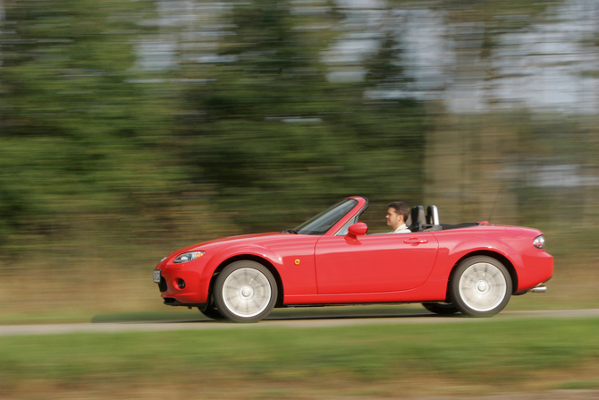 Mazda MX-5 1.8 Mazda MX-5 1.8