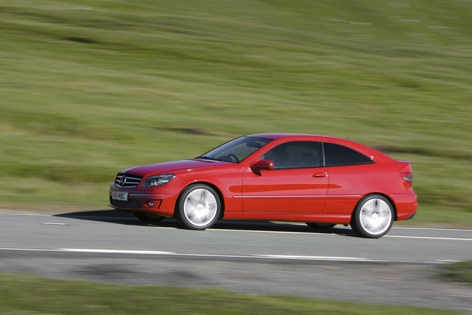 Mercedes-Benz CLC 160 Hatchback BlueEFF. SE Mercedes-Benz CLC 160 Hatchback BlueEFF. SE