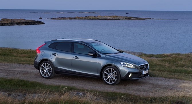Volvo V40 Cross Country D3 Kinetic Volvo V40 Cross Country D3 Kinetic