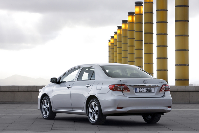 Toyota Corolla SD 1.6 Exclusive Toyota Corolla SD 1.6 Exclusive