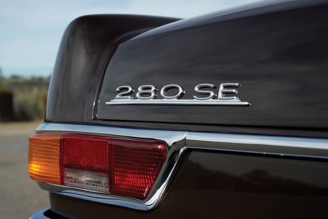 Mercedes-Benz 280 SE 3.5 Cabriolet Mercedes-Benz 280 SE 3.5 Cabriolet