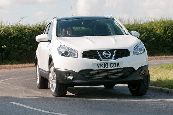 Nissan Qashqai 2.0dCi 4x4 Acenta AT Nissan Qashqai 2.0dCi 4x4 Acenta AT