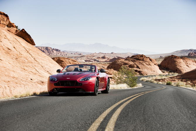Aston Martin V12 Vantage S Roadster Aston Martin V12 Vantage S Roadster