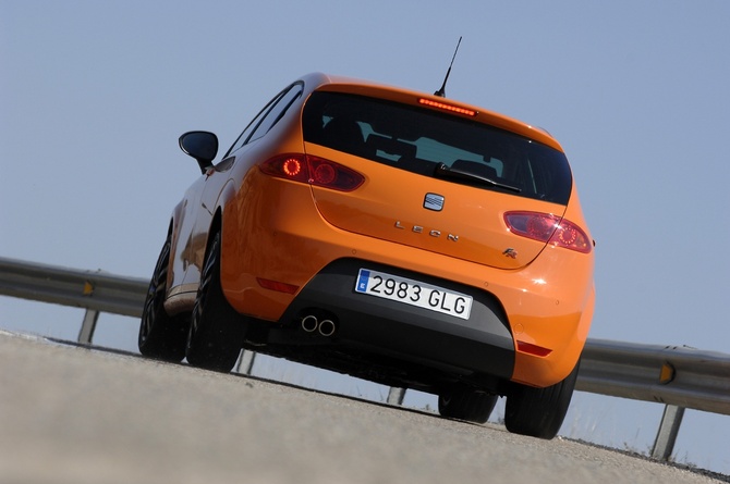 Seat Leon 2.0 TSI FR (09) Seat Leon 2.0 TSI FR (09)