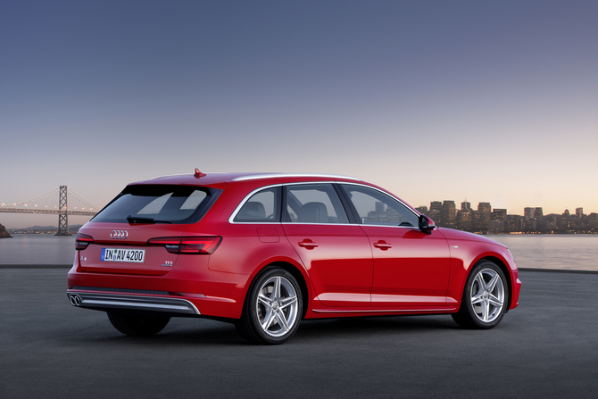 O design do novo Audi A4 ainda foi concebido por Wolfgang Egger, antes de rumar para a Giugiaro em 2014 O design do novo Audi A4 ainda foi concebido por Wolfgang Egger, antes de rumar para a Giugiaro em 2014