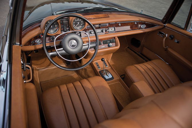 Mercedes-Benz 280 SE 3.5 Cabriolet Mercedes-Benz 280 SE 3.5 Cabriolet