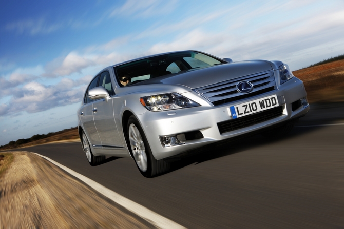 Lexus LS 600h High Lexus LS 600h High