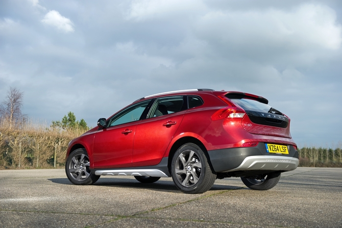 Volvo V40 Cross Country T3 Momentum Volvo V40 Cross Country T3 Momentum