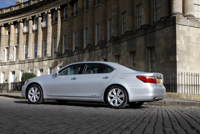 Lexus LS 600h High Lexus LS 600h High