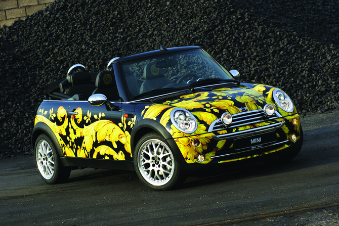 MINI (BMW) MINI Life Ball Versace MINI (BMW) MINI Life Ball Versace