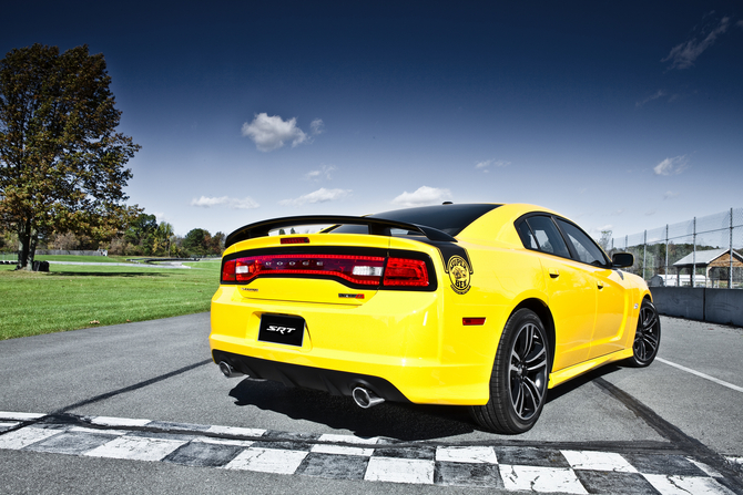 SRT Charger SRT8 Super Bee SRT Charger SRT8 Super Bee