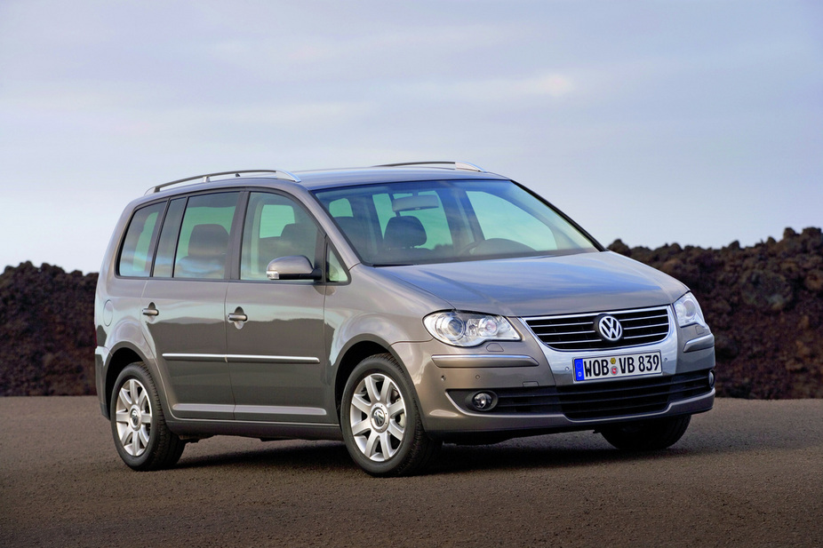 Volkswagen Touran 2.0I TDI 140cv DSG DPF Highline 5L.