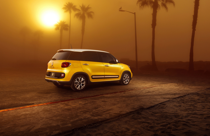Fiat 500L Trekking 1.4 MultiAir Turbo Fiat 500L Trekking 1.4 MultiAir Turbo
